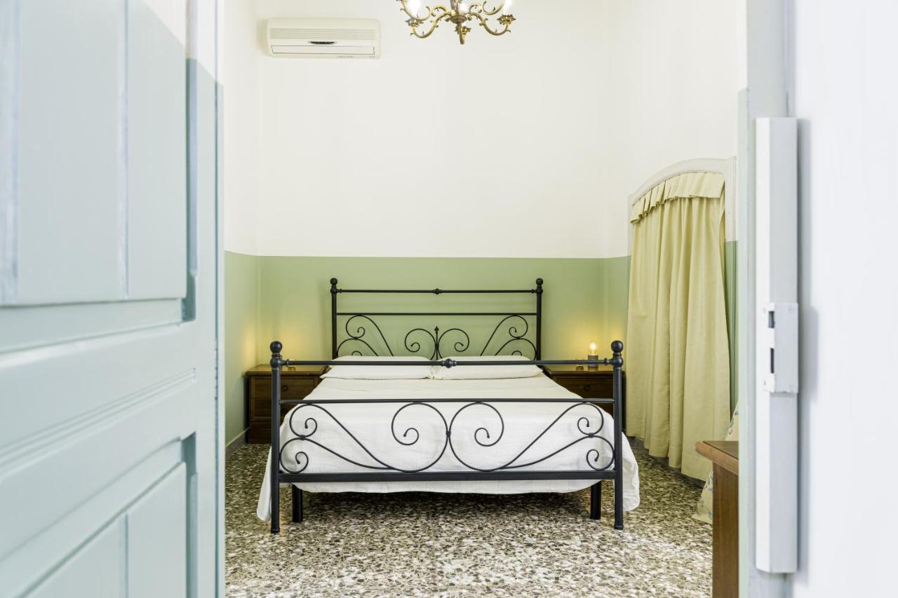Palazzo Dante Bed & Breakfast Alliste Eksteriør bilde