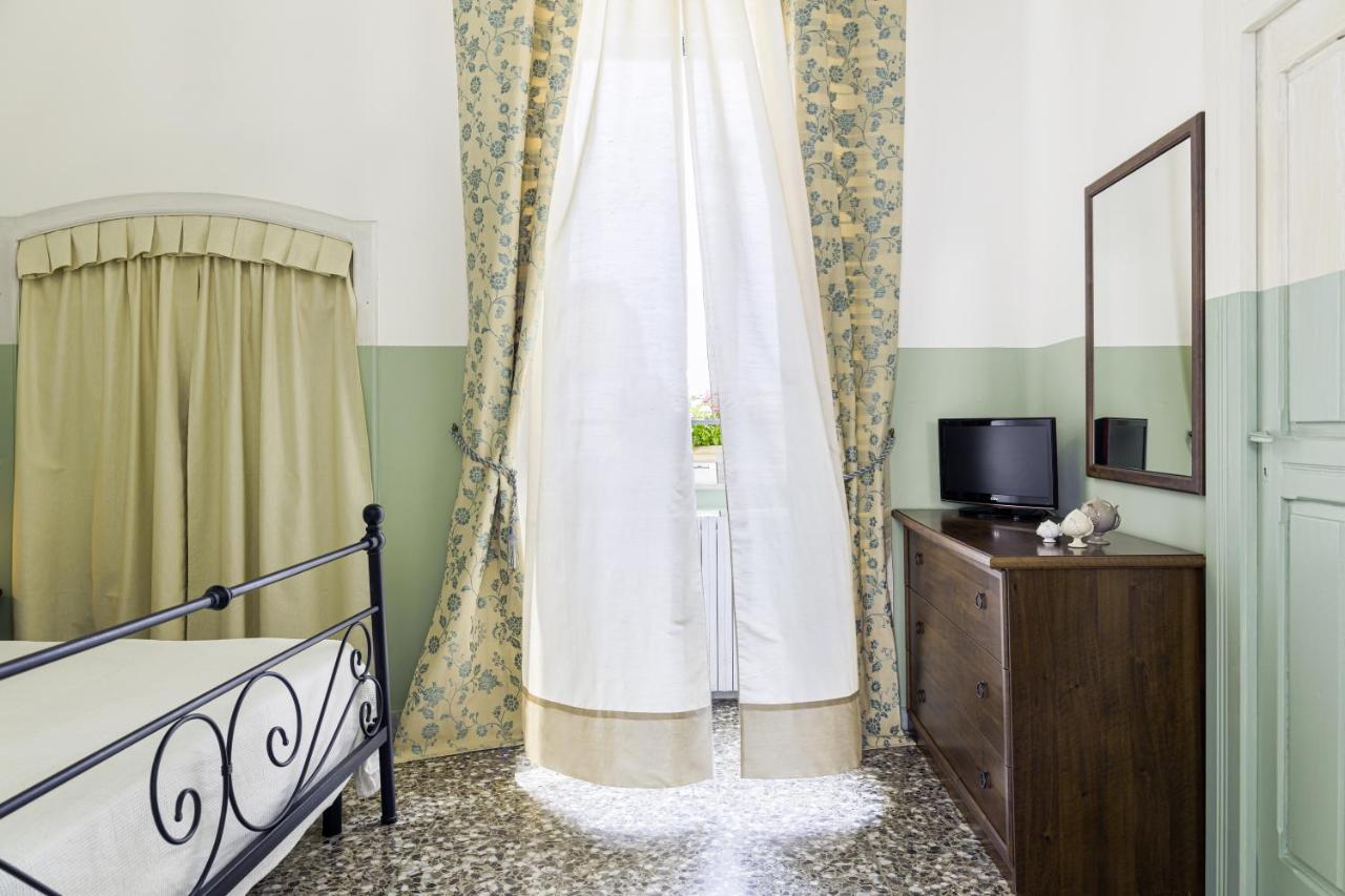Palazzo Dante Bed & Breakfast Alliste Eksteriør bilde