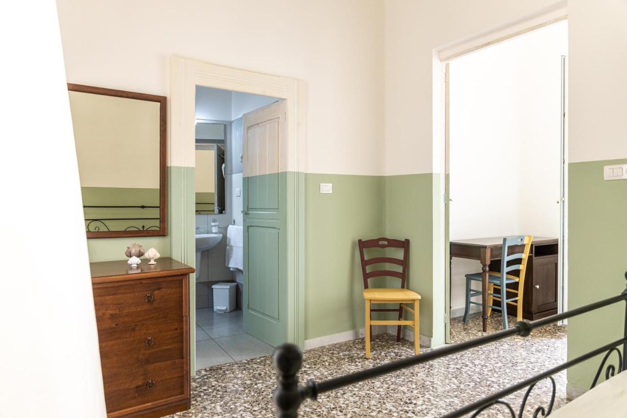 Palazzo Dante Bed & Breakfast Alliste Eksteriør bilde
