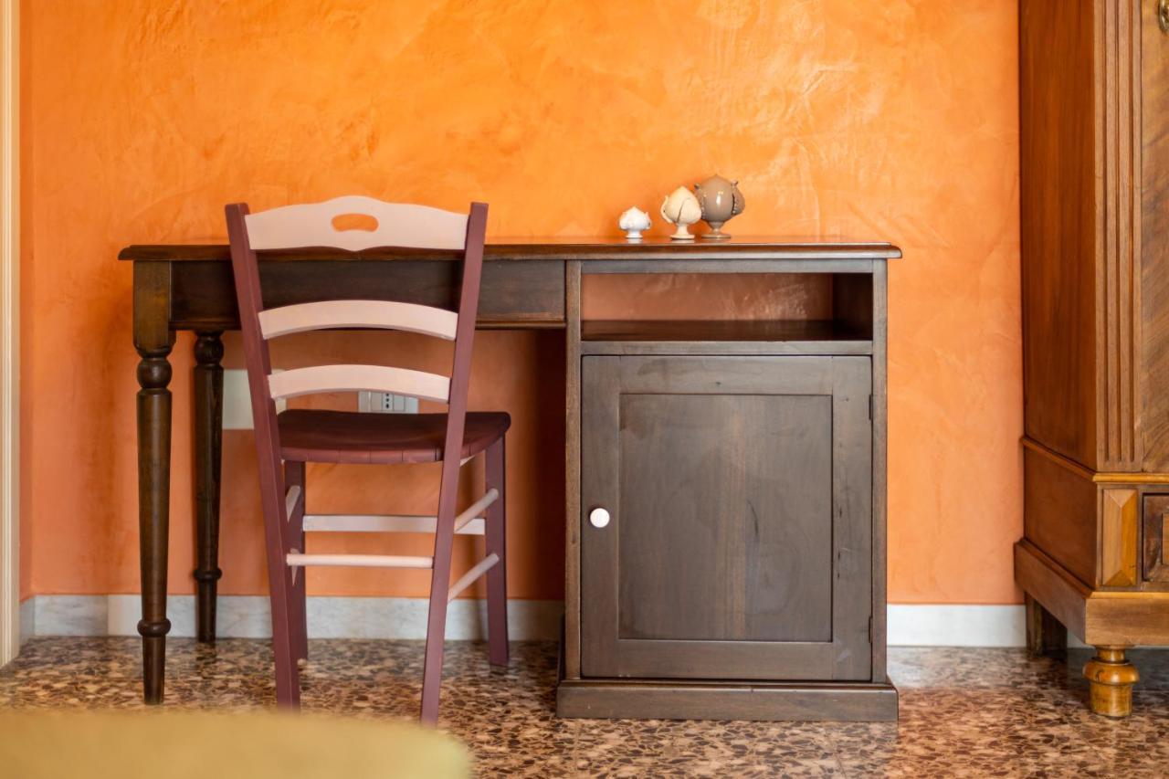 Palazzo Dante Bed & Breakfast Alliste Eksteriør bilde