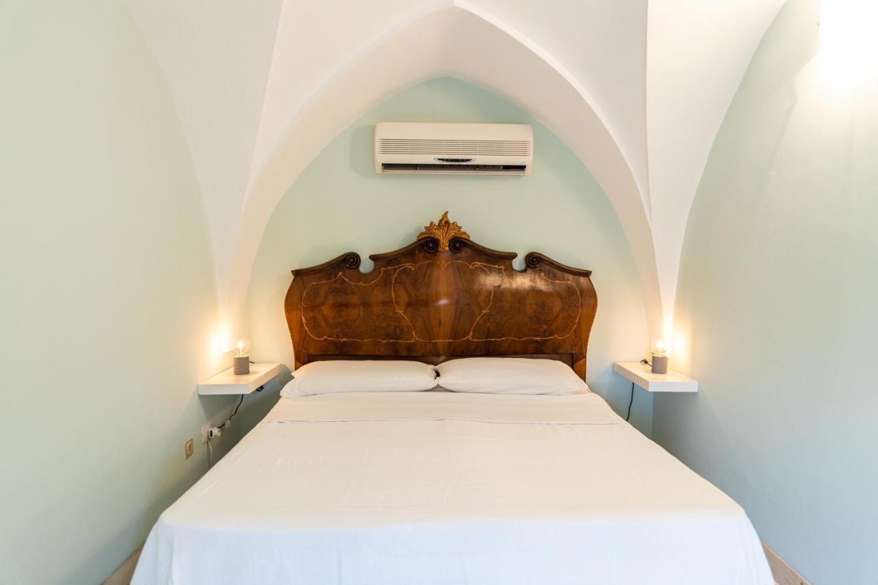 Palazzo Dante Bed & Breakfast Alliste Eksteriør bilde
